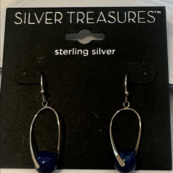 🎉 Sterling Silver & Blue Lapis Earrings 🎉 - Picture 1 of 2